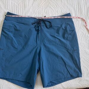 Lululemon Men's Blue Swim Shorts - Drawstring Waist